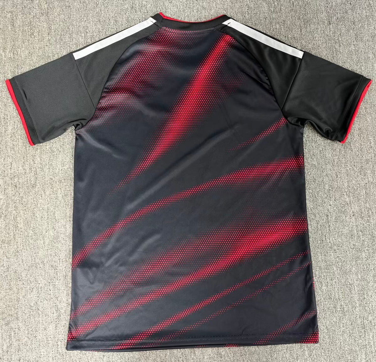 27/28 Manchester United away fan jersey back view