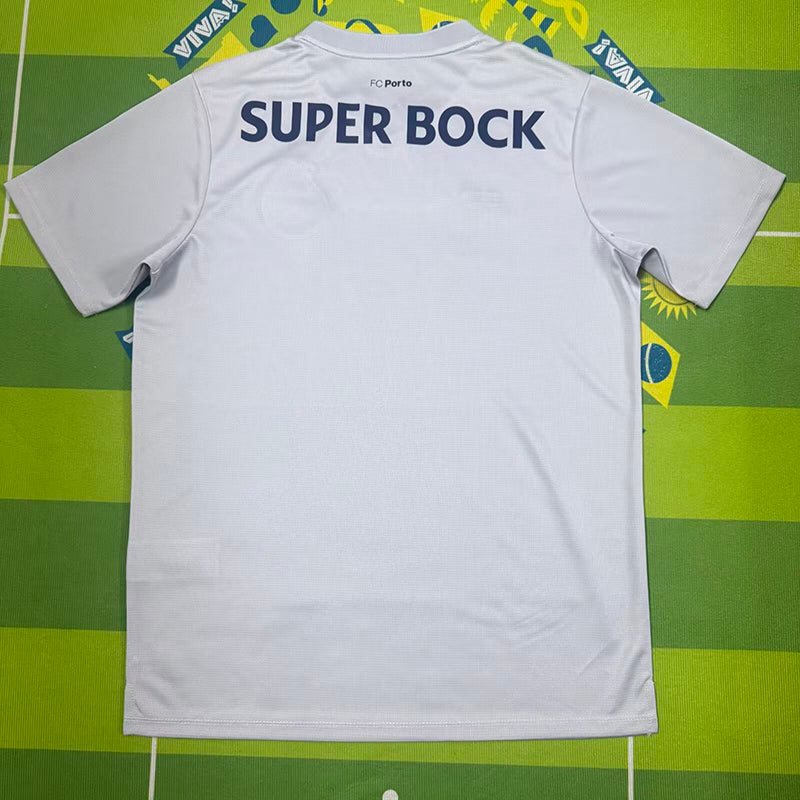 Porto grey goalkeeper jersey image 2