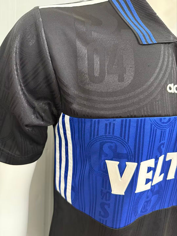 Schalke 04 retro third jersey image 4
