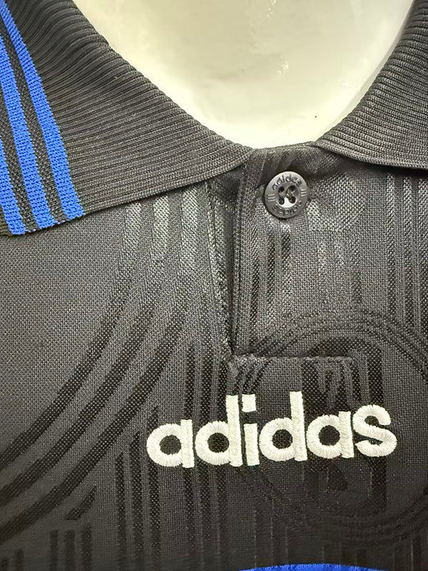 Schalke 04 retro third jersey image 5